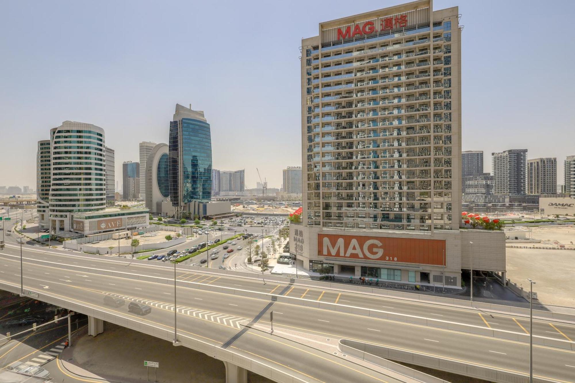 Apartment Spacious Beds In Downtown Dubai