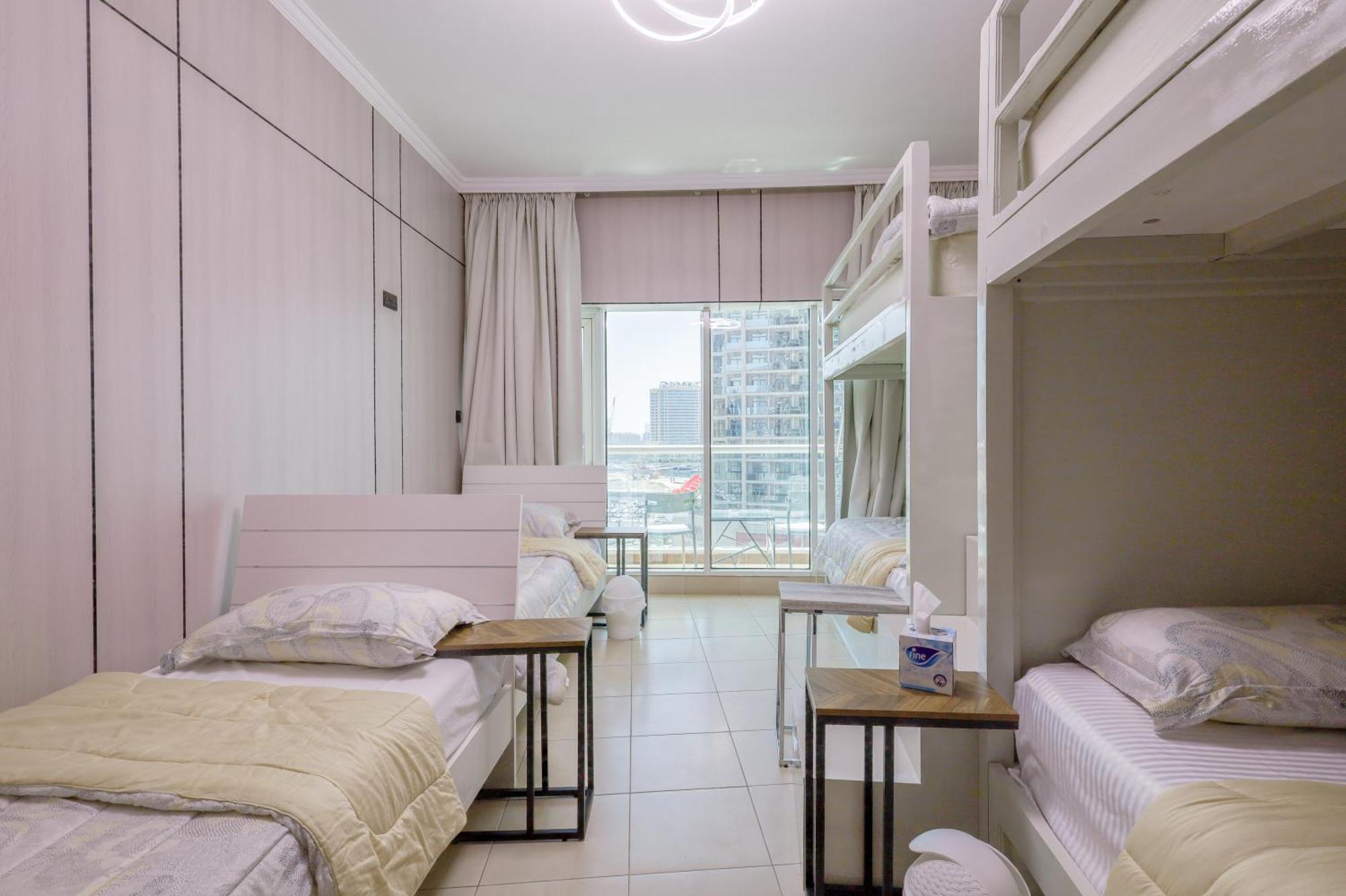 Spacious Beds In Downtown *